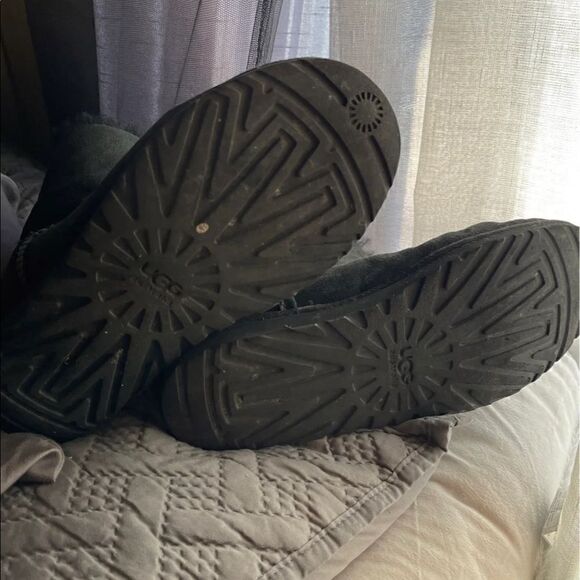 UGG Womens Black Mini Bailey Bow corduroy Boots 9 - Picture 4 of 10